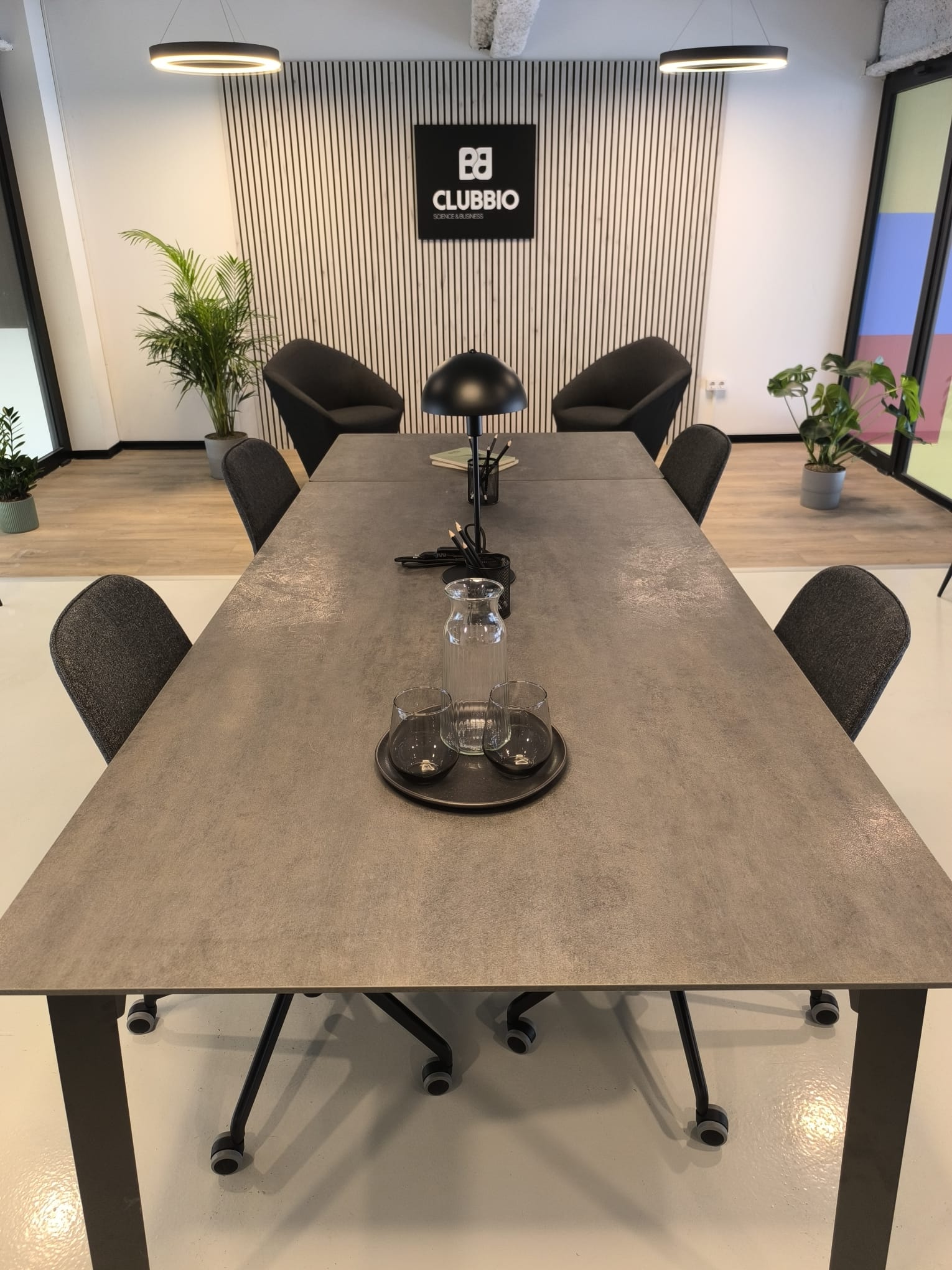 WhatsApp Image 2025-10-22 at 08.23.48