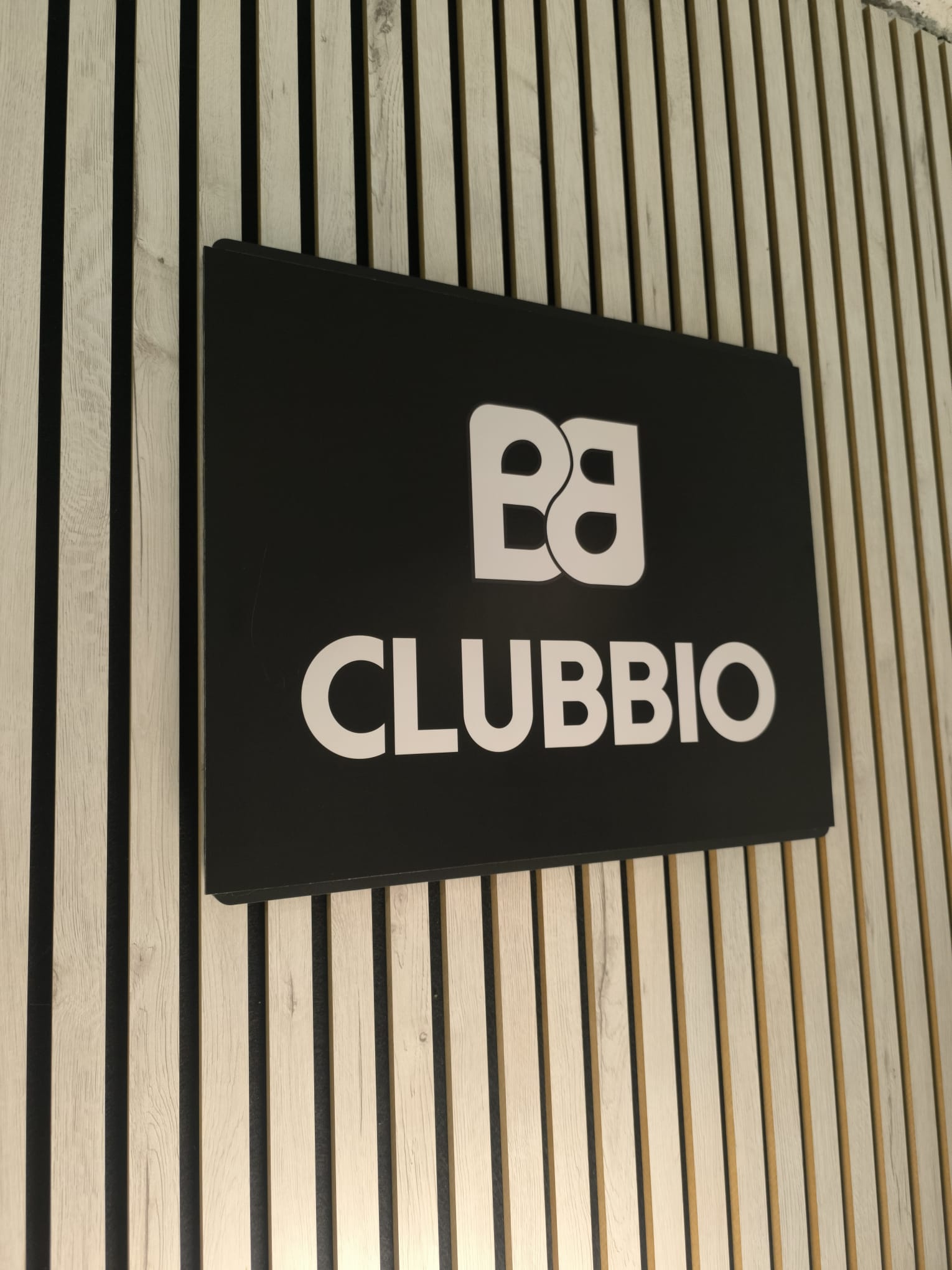 WhatsApp Image 2025-10-22 at 08.23.51